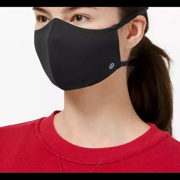 Two Lululemon Face Masks in Black - Picture 2 of 3